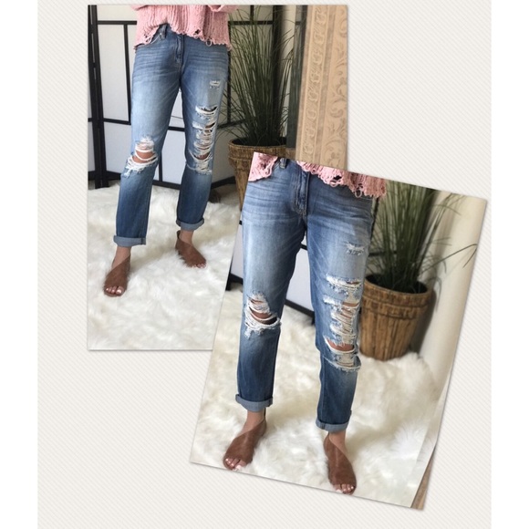 Destructed Boyfriend Jean - Picture 2 of 6